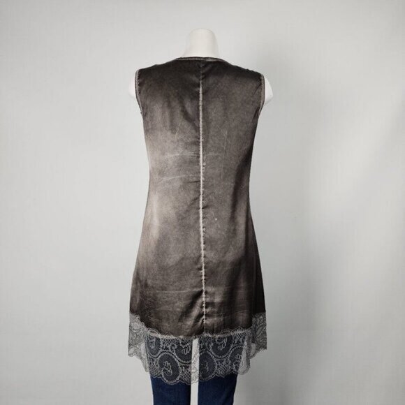 Poools Grey Satin Lace Bottom Sleeveless Tunic Top Size L - Picture 5 of 6